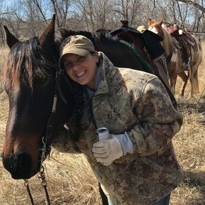 Meet your Posher, Ashley